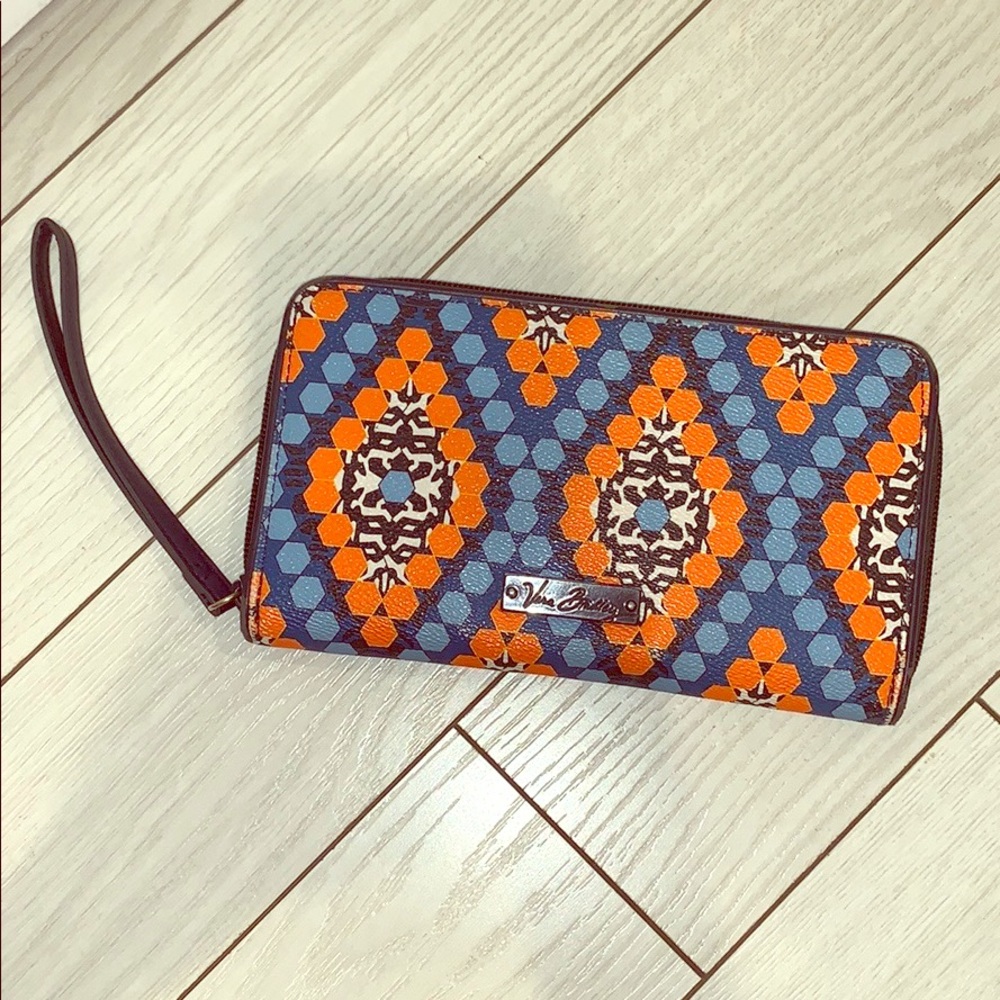 Vera Bradley Marakkesh wristlet wallet